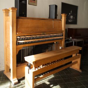 nederlandse-beiaardschool-hoofdgebouw-studieklavier1-M1001613
